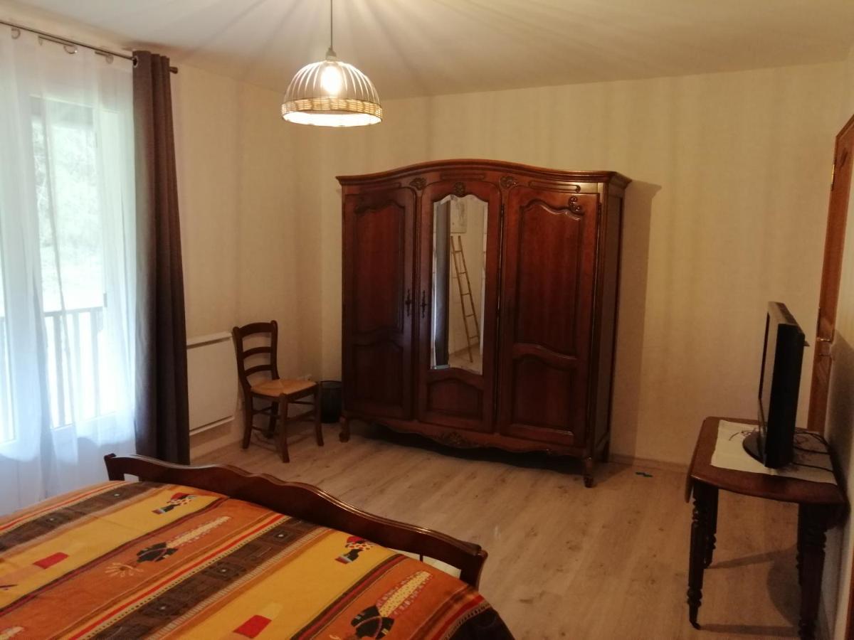 A La Joie De Vivre Homestay Banat