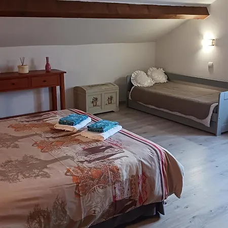 A La Joie De Vivre Chez L'Habitant Banat Exterior foto